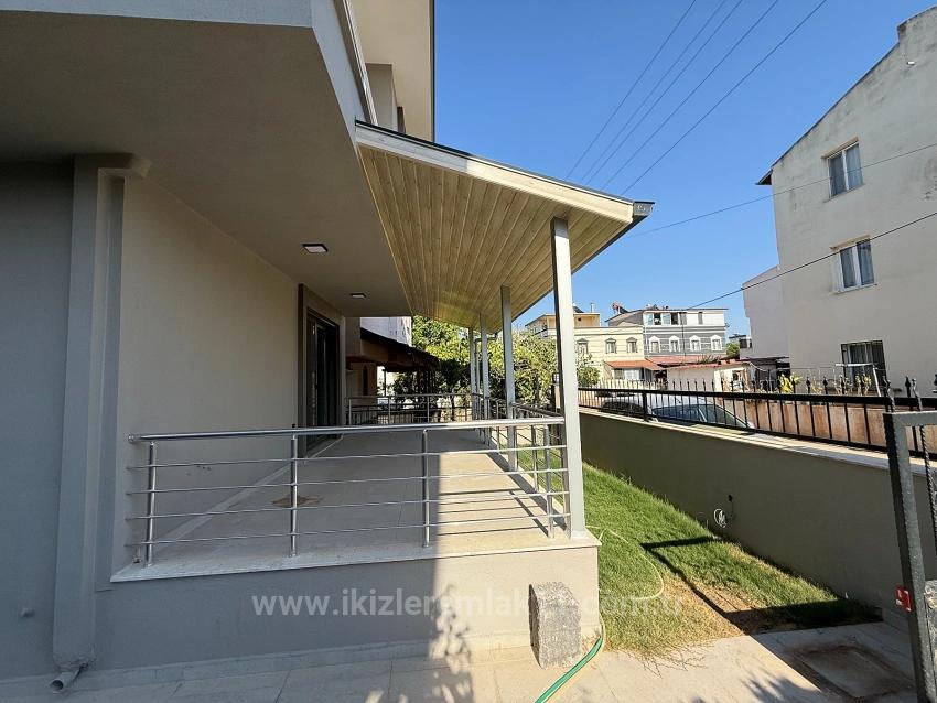 Совершенно Новая Роскошная Вилла 3+1 Летний Дом На Продажу В Сеферихисаре Доганбей