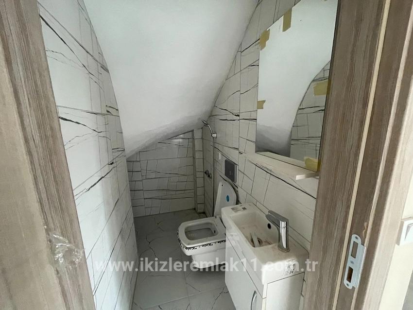 Для продажи Вилла 3+1 в Cumhuriyet Seferihisar Doğanbey - 175 m²
