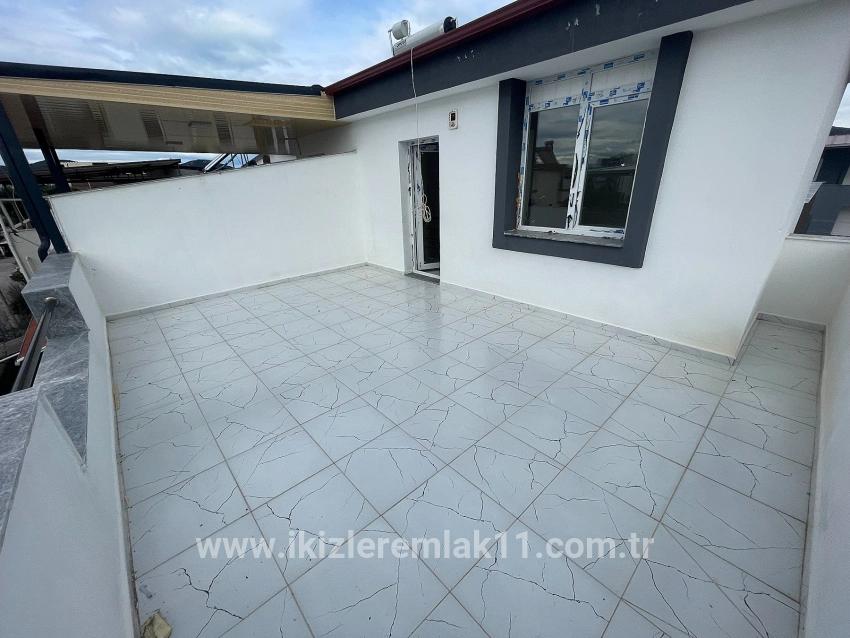 Для продажи Вилла 3+1 в Cumhuriyet Seferihisar Doğanbey - 175 m²
