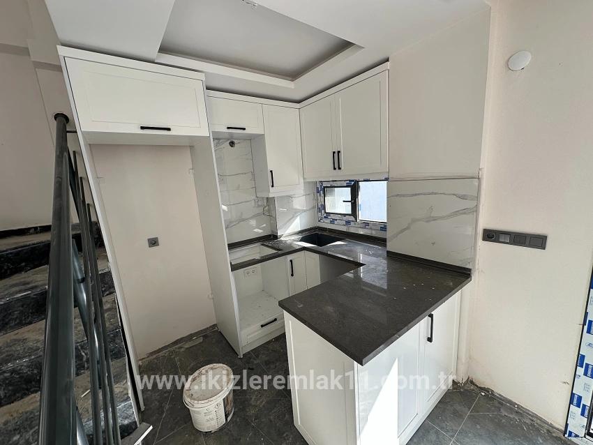 Для продажи Вилла 2+1 в Mersin Alanı Seferihisar Ürkmez - 170 m²