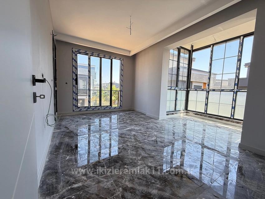 Вилла 2 + 1 С Отдельным Садом На Продажу В Сеферихисар Доганбей