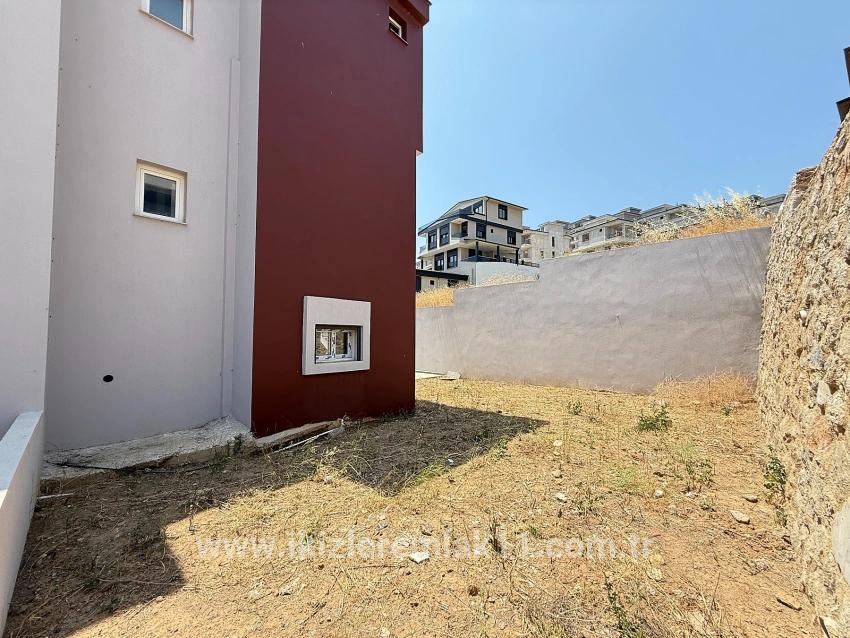 Для продажи Вилла 3+1 в Atatürk Seferihisar Doğanbey - 170 m²