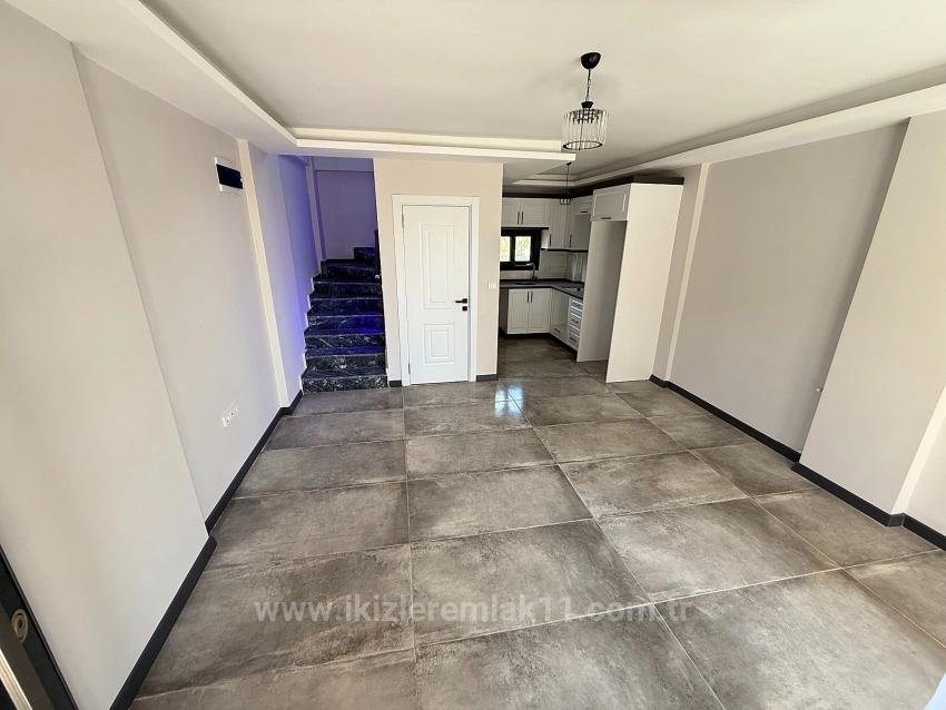 2+1 Совершенно Новый Дуплекс Летний Дом На Продажу В Центре Сеферихисара Доганбей