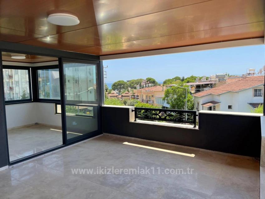 Роскошная И Комфортабельная Двухуровневая Вилла На Продажу У Моря В Сеферихисаре, Уркмез