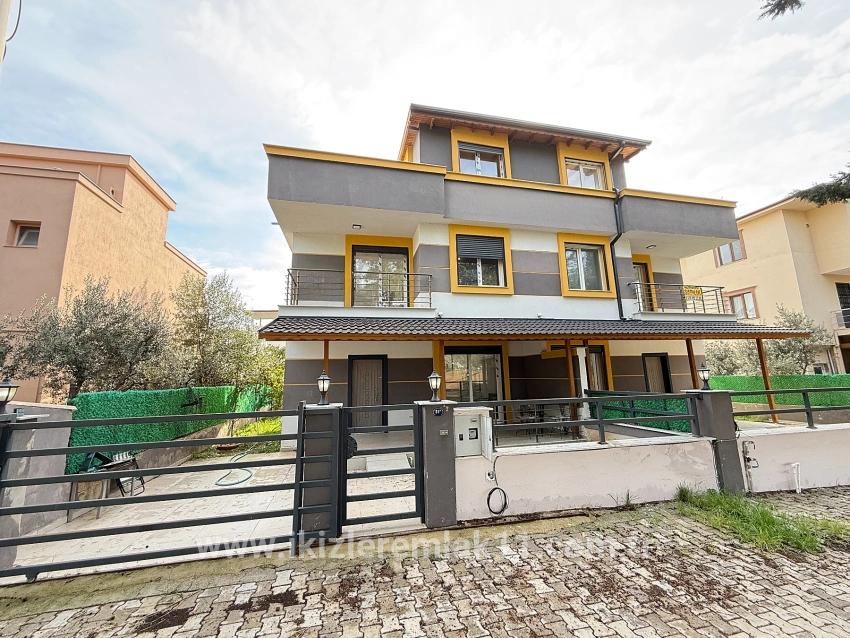 Для продажи Вилла 3+1 в Bengiler Seferihisar Ürkmez - 170 m²