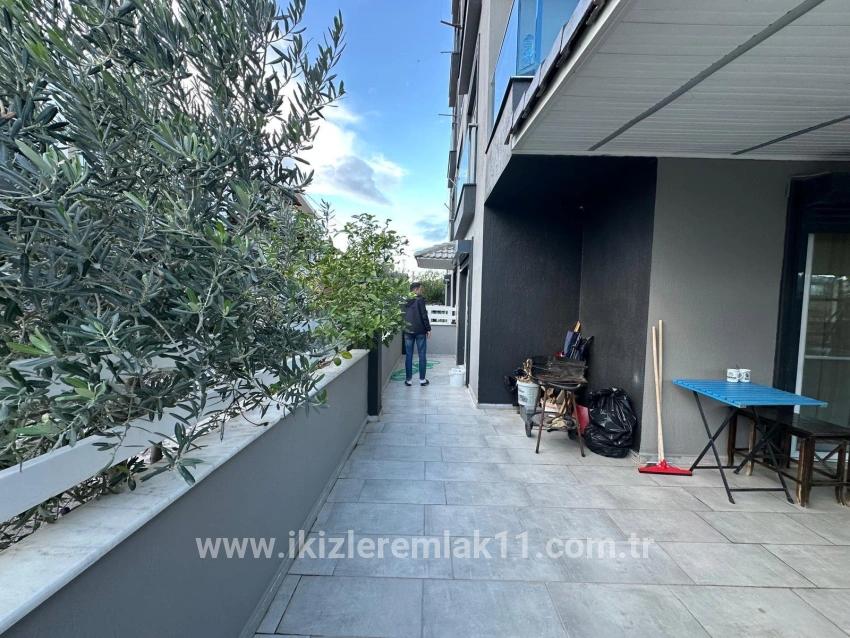 Для продажи Квартира 2+1 в Cumhuriyet Seferihisar Doğanbey - 110 m²