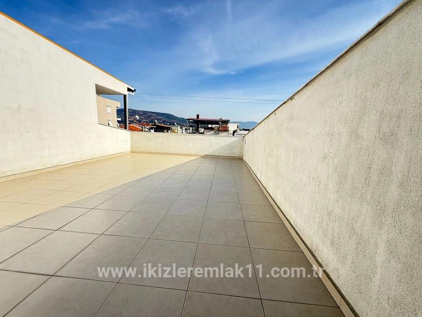 Для продажи Вилла 3+1 в Cumhuriyet Seferihisar Doğanbey - 170 m²