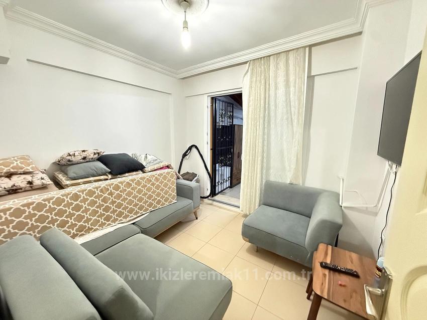 Продается Двухуровневая Вилла 5+1 С Просторным Садом В Доганбее, Сеферихисар.