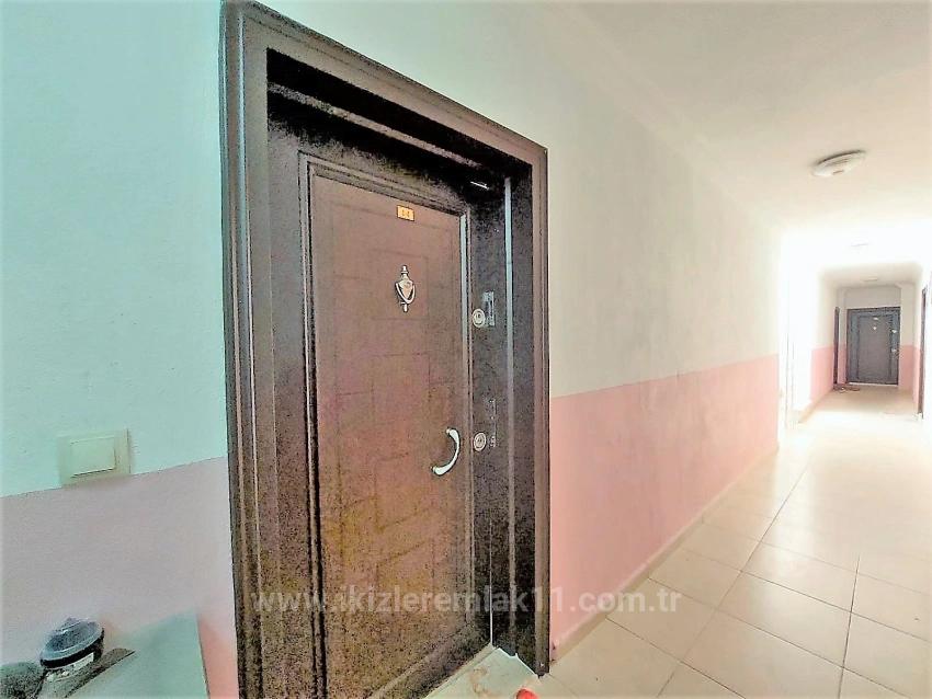 Продажа Квартиры 2+1 В Районе Сеферихисар-Юркмез, Отдельная Кухня