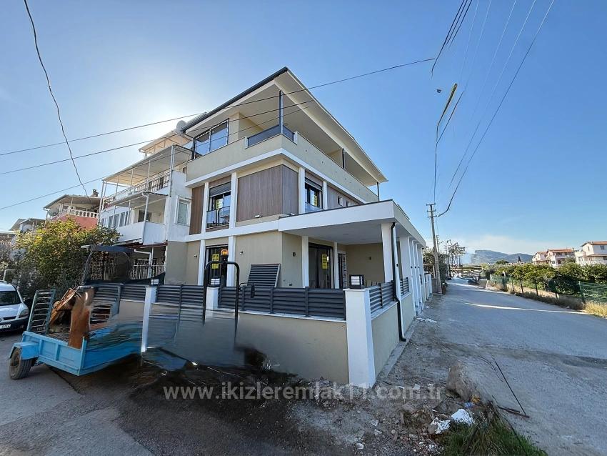 Для продажи Вилла 3+1 в Cumhuriyet Seferihisar Doğanbey - 170 m²