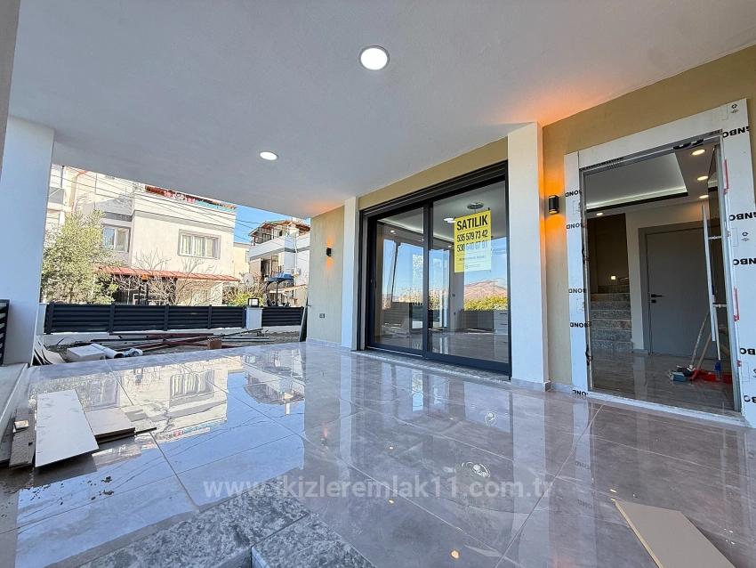 Для продажи Вилла 3+1 в Cumhuriyet Seferihisar Doğanbey - 170 m²