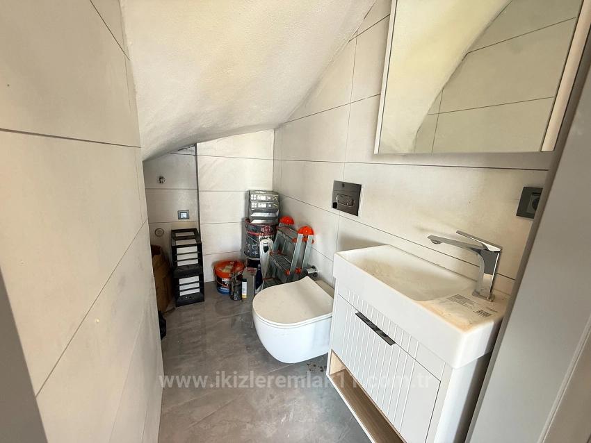 Для продажи Вилла 3+1 в Cumhuriyet Seferihisar Doğanbey - 170 m²