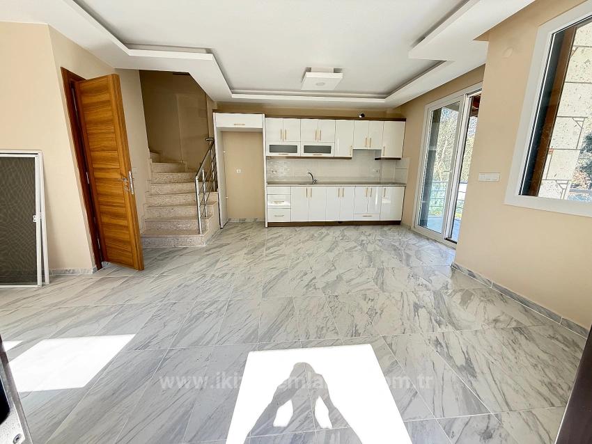 Отдельная Вилла 3+1 С Большим Садом На Продажу В Сеферихисар Доганбей