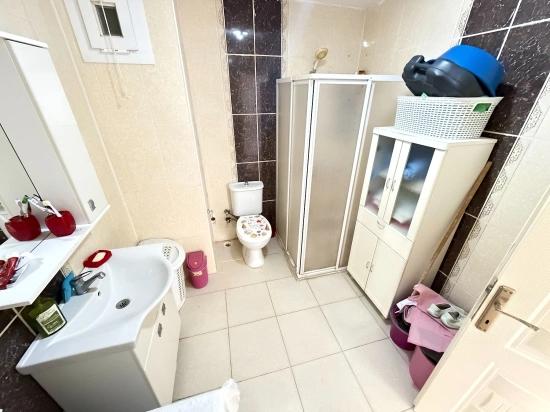 Продается Просторная Квартира 2+1 На Среднем Этаже В Районе Уркмез Центр, Сеферихисар.