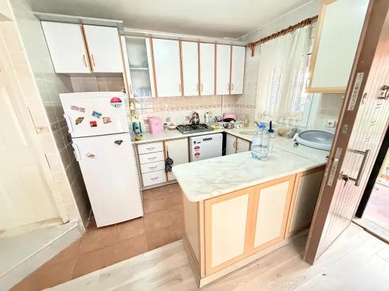 В Gümüldür у моря На продажу Отдельный С садом 3+1 Вилла