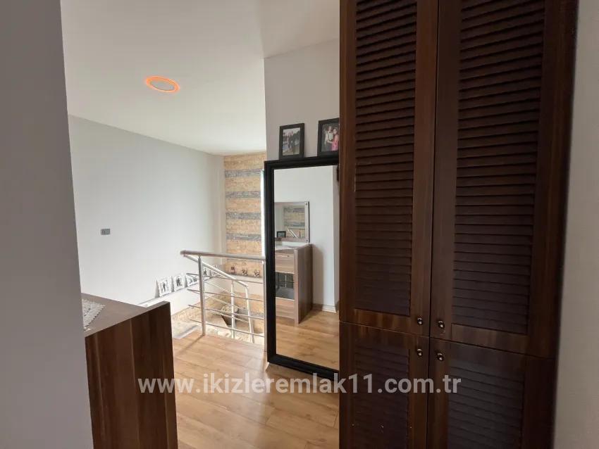 Для Продажи Летний 3+1 в Bengiler Seferihisar Ürkmez - 160 m²