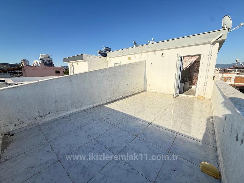 Doğanbey'de Denize Yakın Satılık Bahceli 3+1 Villa