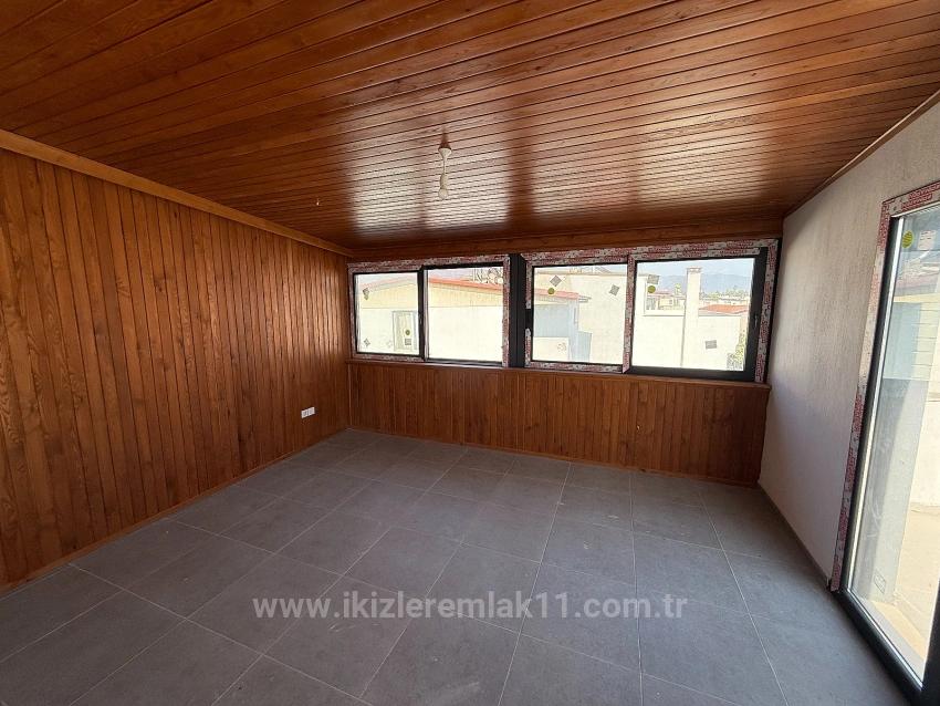 Seferihisar Doğanbey Merkez'de Satılık Sıfır 3+1 Villa