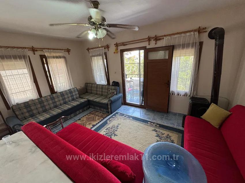 Seferihisar Ürkmez Bengiler Mah. Satılık 2+1 Daire - 80 m²