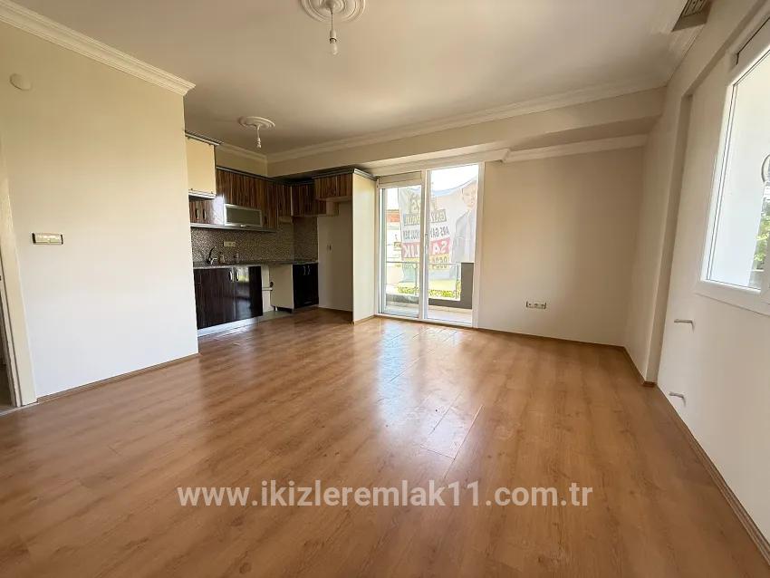 Seferihisar Ürkmez Mersin Alanı Mah. Satılık 2+1 Daire - 85 m²