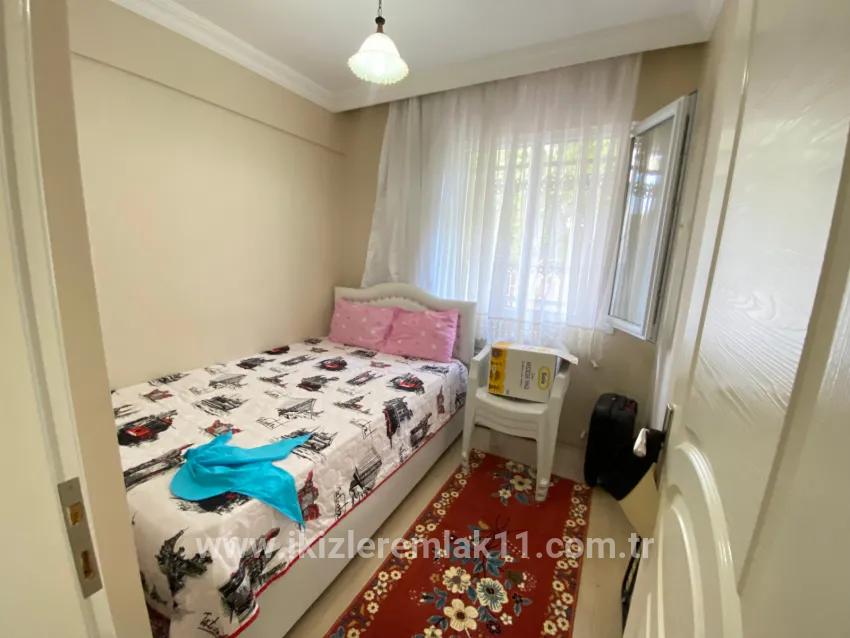 Seferihisar Ürkmez Mersin Alanı Mah. Satılık 2+1 Daire - 80 m²