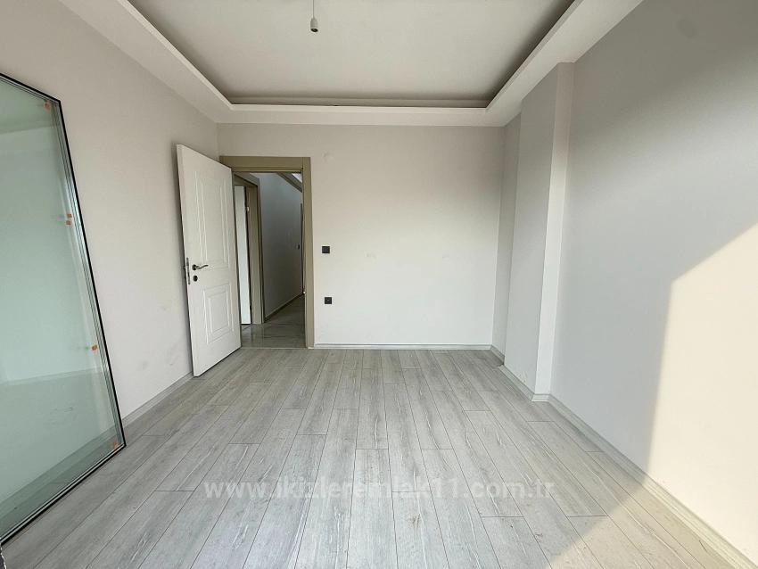 Seferihisar Doğanbey Merkezde Satılık 3+1 Müstakil Bahçeli Villa