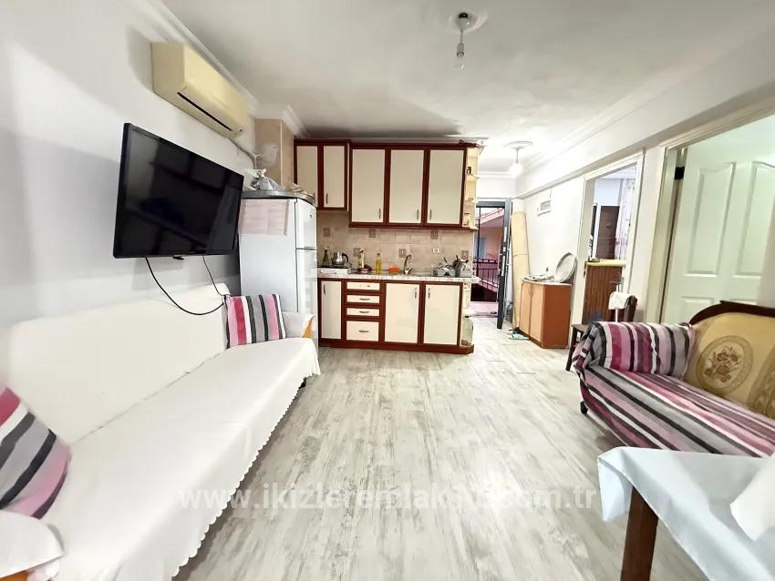 Seferihisar Ürkmez Mersin Alanı Mah. Satılık 2+1 Daire - 80 m²