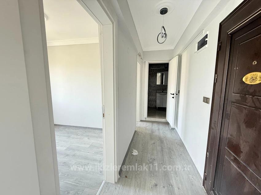 Seferihisar Ürkmez'de Denize 300 Metre Satılık Masrasfsiz 2+1 Daire