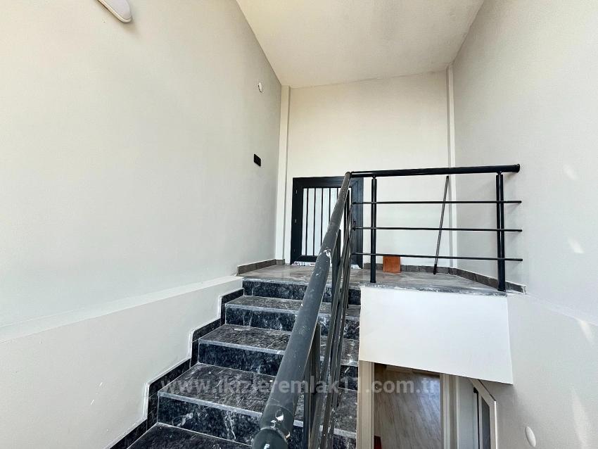 Seferihisar Doganbey'de Satılık 390 M2 Bahçe İçinde Tek Müstakil 3+1 Ebeveynli Villa