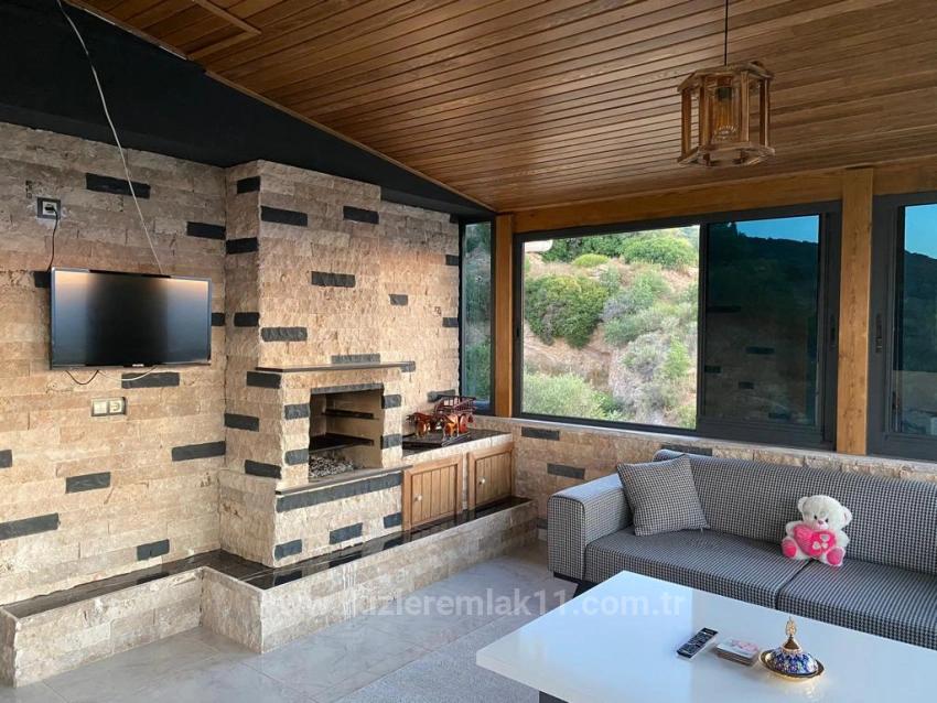 Seferihisar Doğanbey'de Satılık 3+1 Müstakil Deniz Manzaralı Havuzlu Villa