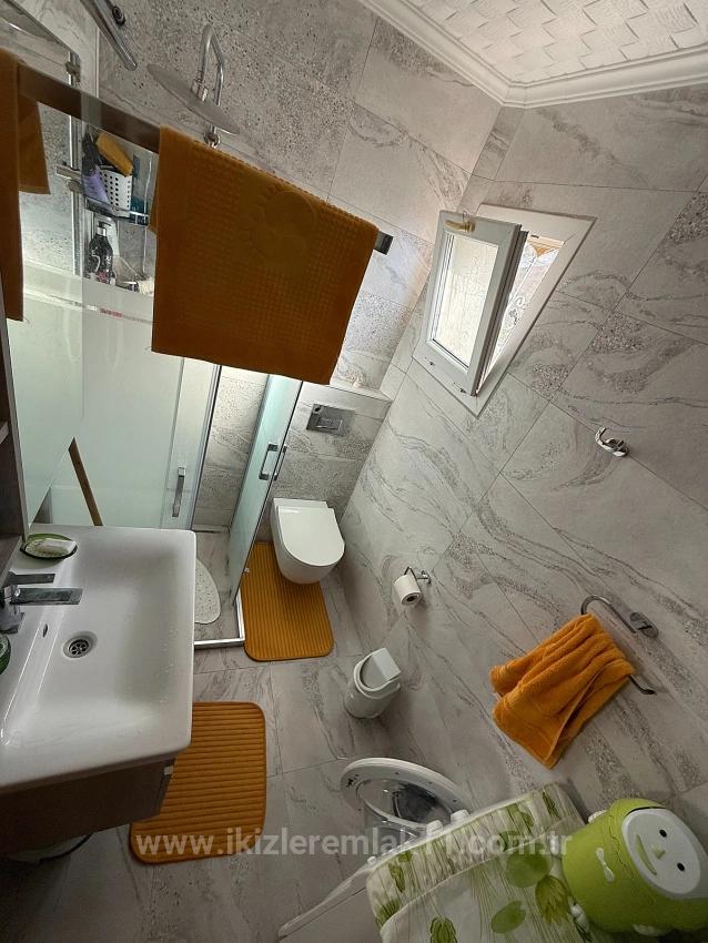 Seferihisar Ürkmez’de Deniz Tarafında Satılık Masrafsız 3 + 1 Bahçeli Villa