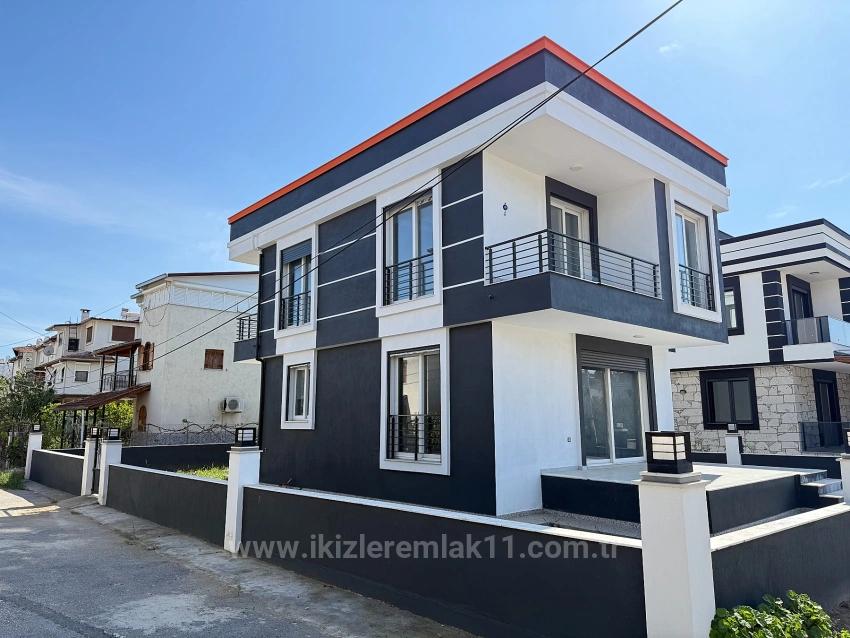 Seferihisar Doğanbey‘de 300 M2 Arsa İçinde Tek Müstakil 3 + 1 Dubleks Villa
