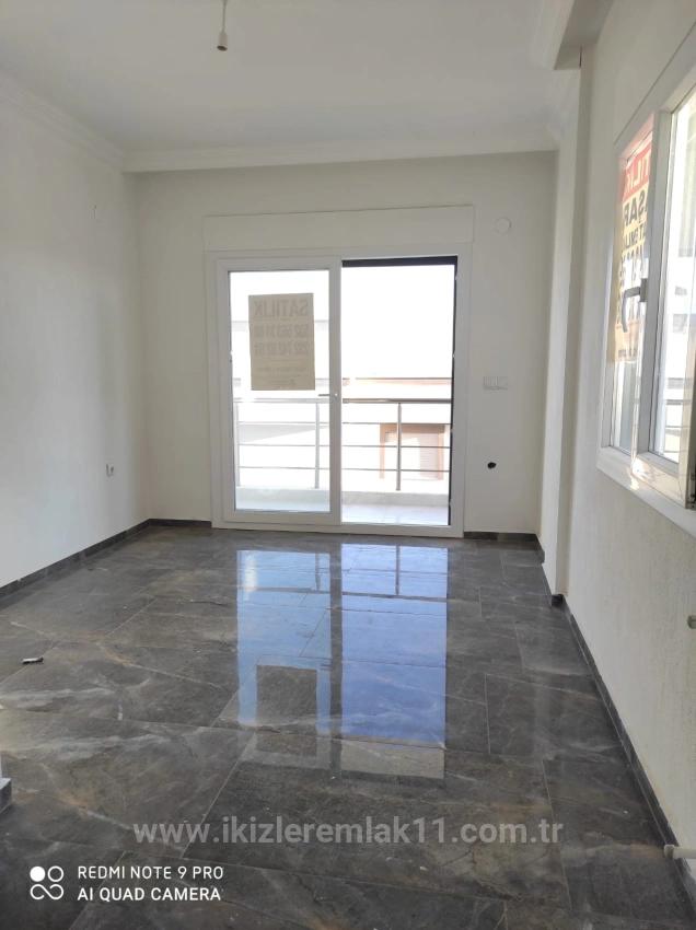 Seferihisar Doğanbey Cumhuriyet Mah. Satılık 4+2 Villa - 195 m²
