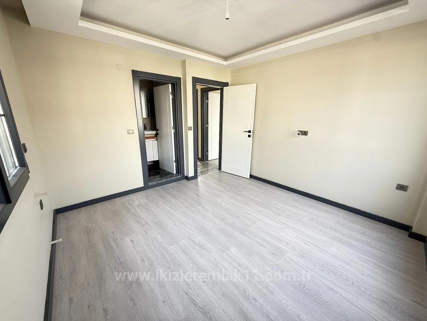 Seferihisar Doğanbeyde Satılık Müstakil Havuzlu Sıfır Lüks Villa