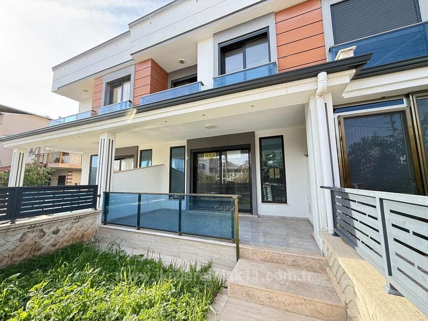 Seferihisar Doğanbey Cumhuriyet Mah. Satılık 3+1 Villa - 170 m²