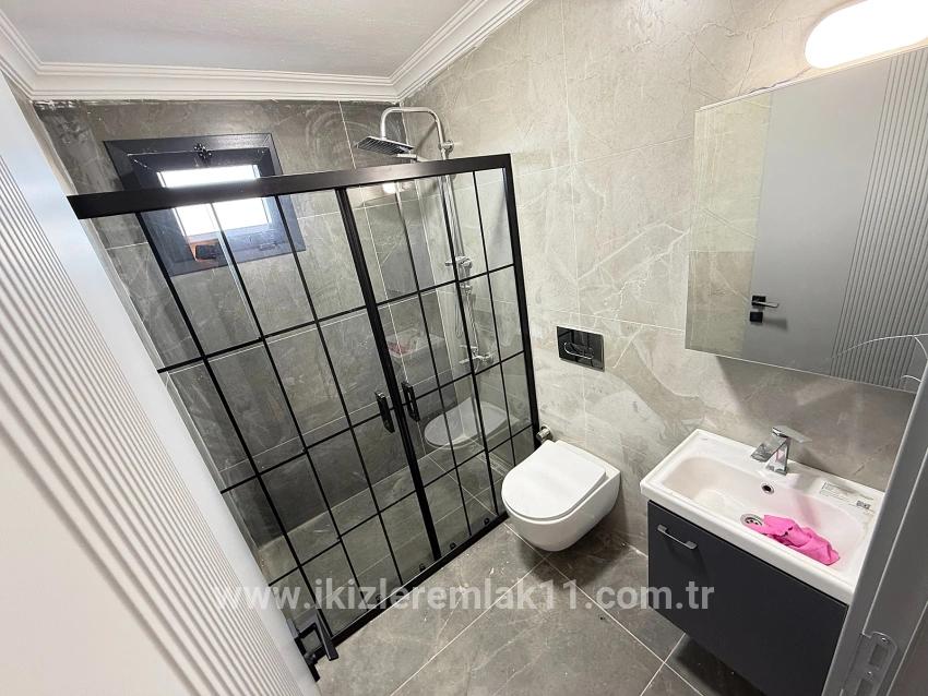 Seferihisar Doğanbey Cumhuriyet Mah. Satılık 3+1 Villa - 170 m²