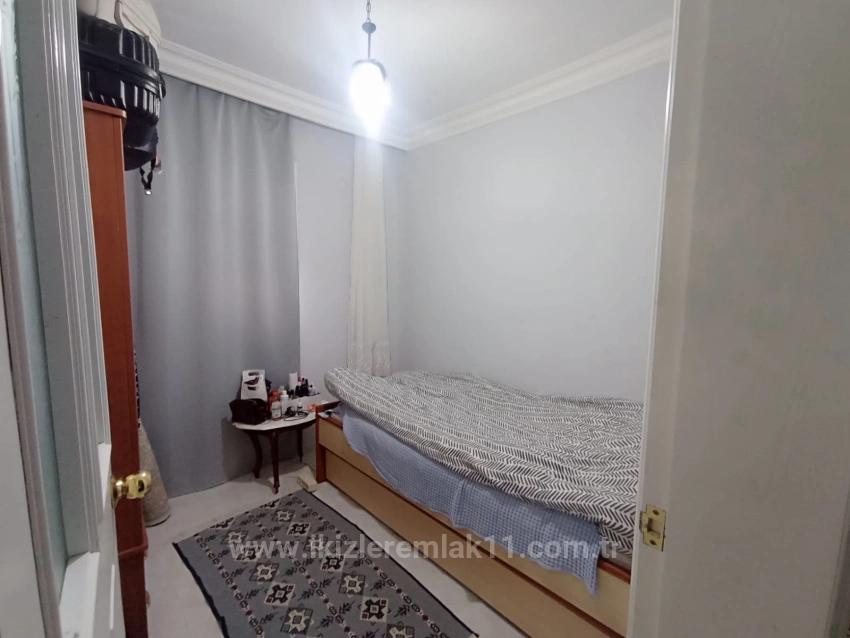 Seferihisar Doğanbey’de Satılık Bahçeli Müstakil 6 + 1 Villa