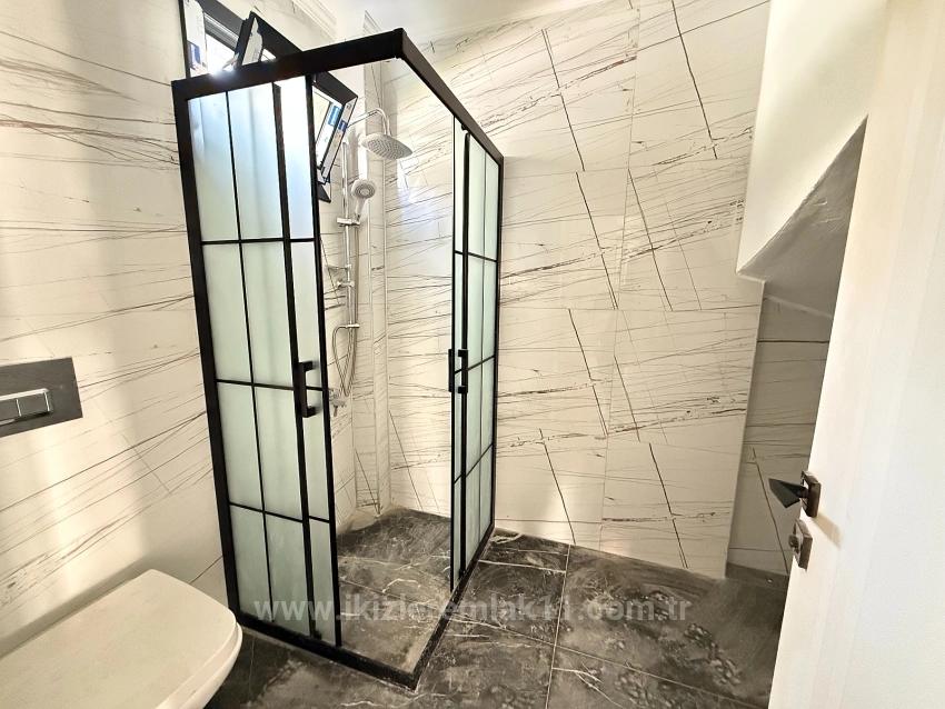 Seferihisar Doğanbey'de Satılık Tek Müstakil Bahçeli 3+1 Villa