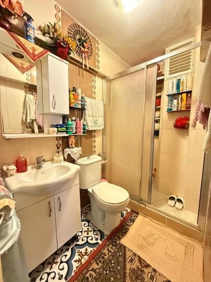 Seferihisar Ürkmez Merkez'de Satılık 2+1 Daire 80m2 Denize 200m