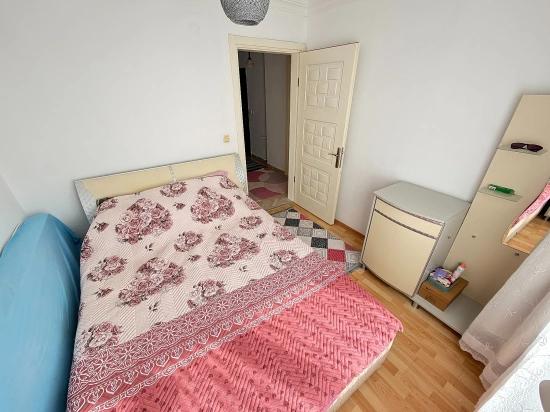 Seferihisar Ürkmez Merkezde Satılık Ara Kat Ferah 2+1 Daire