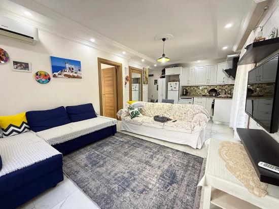 Seferihisar Doğanbey'de Satılık 2+1 Bahçeli Full Eşyalı Villa