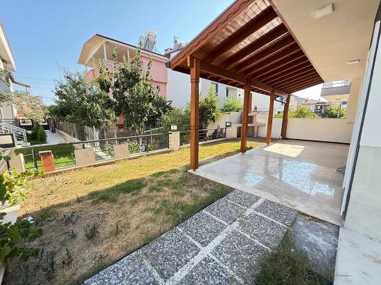 Seferihisar Doğanbey Merkez'de Satılık Sıfır 3+1 Villa