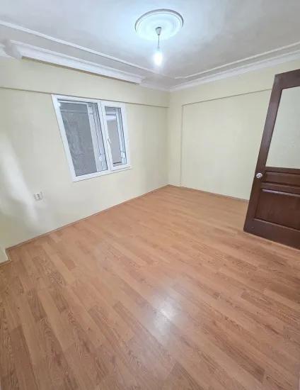 Satılık - Müstakil Bahçeli Daire - Gümüldür'de - Denize 200 Mt