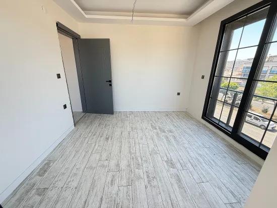 Seferihisar Doğanbey'de Satılık 1+1 Deniz Tarafında Satılık Daire