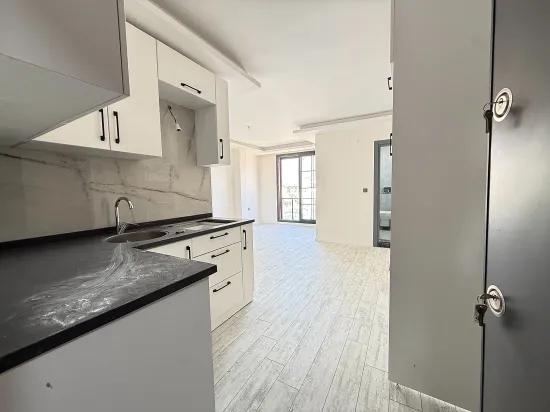 Seferihisar Doğanbey'de Satılık 1+1 Deniz Tarafında Satılık Daire