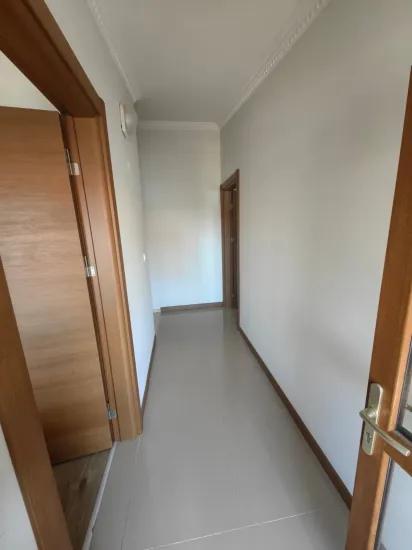 Gümüldür'de Denize 100m Full Eşyalı Geniş Bahçeli Villa