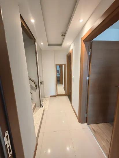 Gümüldür'de Denize 100m Full Eşyalı Geniş Bahçeli Villa