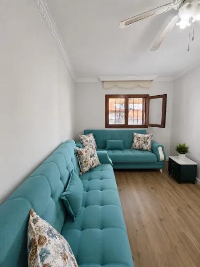 Gümüldür'de Denize 100m Full Eşyalı Geniş Bahçeli Villa