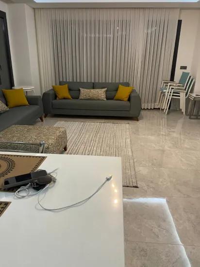 Seferihisar Doğanbey deniz tarafında site İçerisinde havuzlu tek müstakil villa