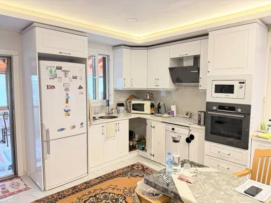 Ürkmez Doğanbey'de Lüks Yapılı, Geniş ve Konforlu 3+1 Villa